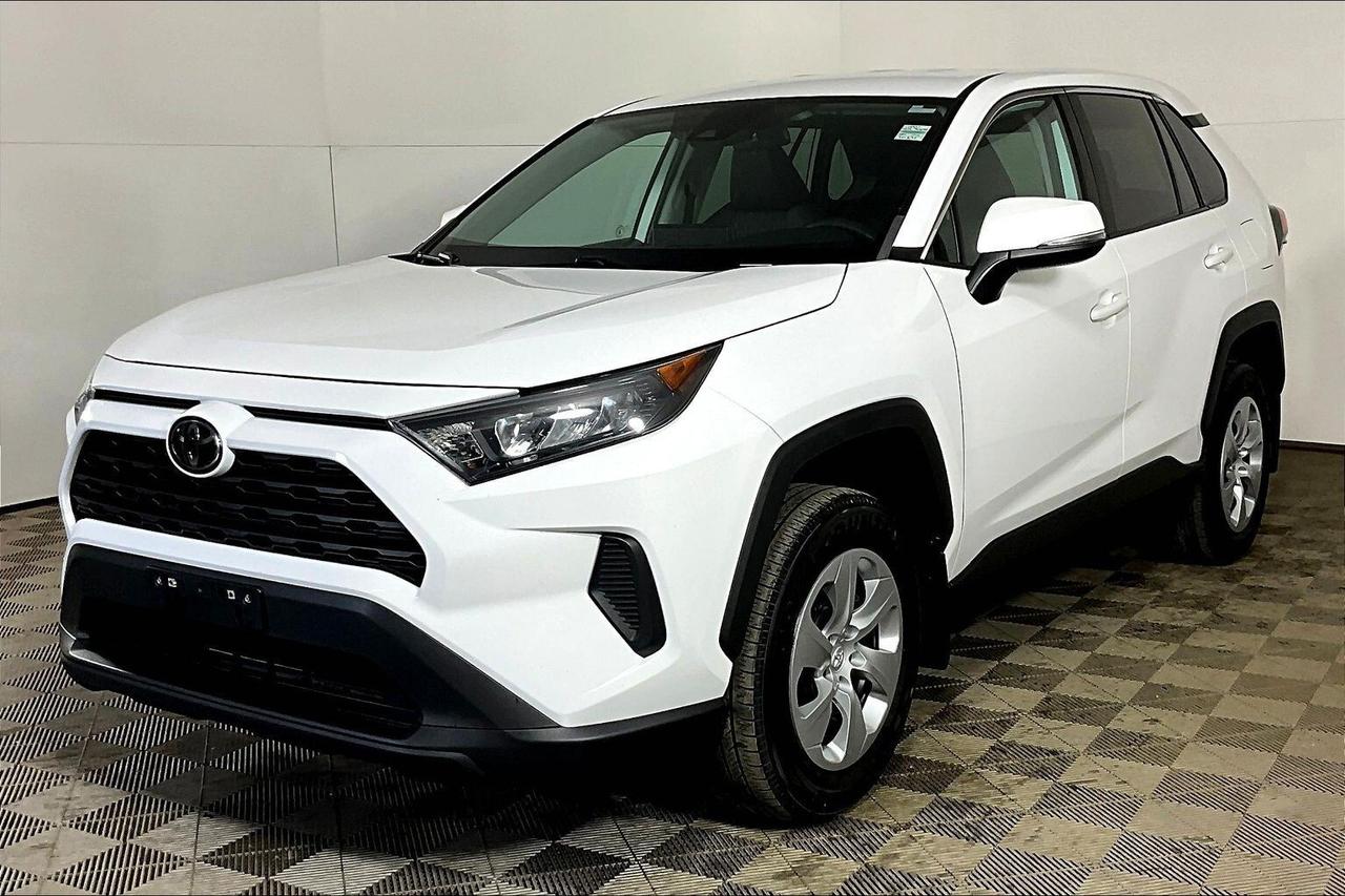 2023 Toyota RAV4 LE AWD Photo