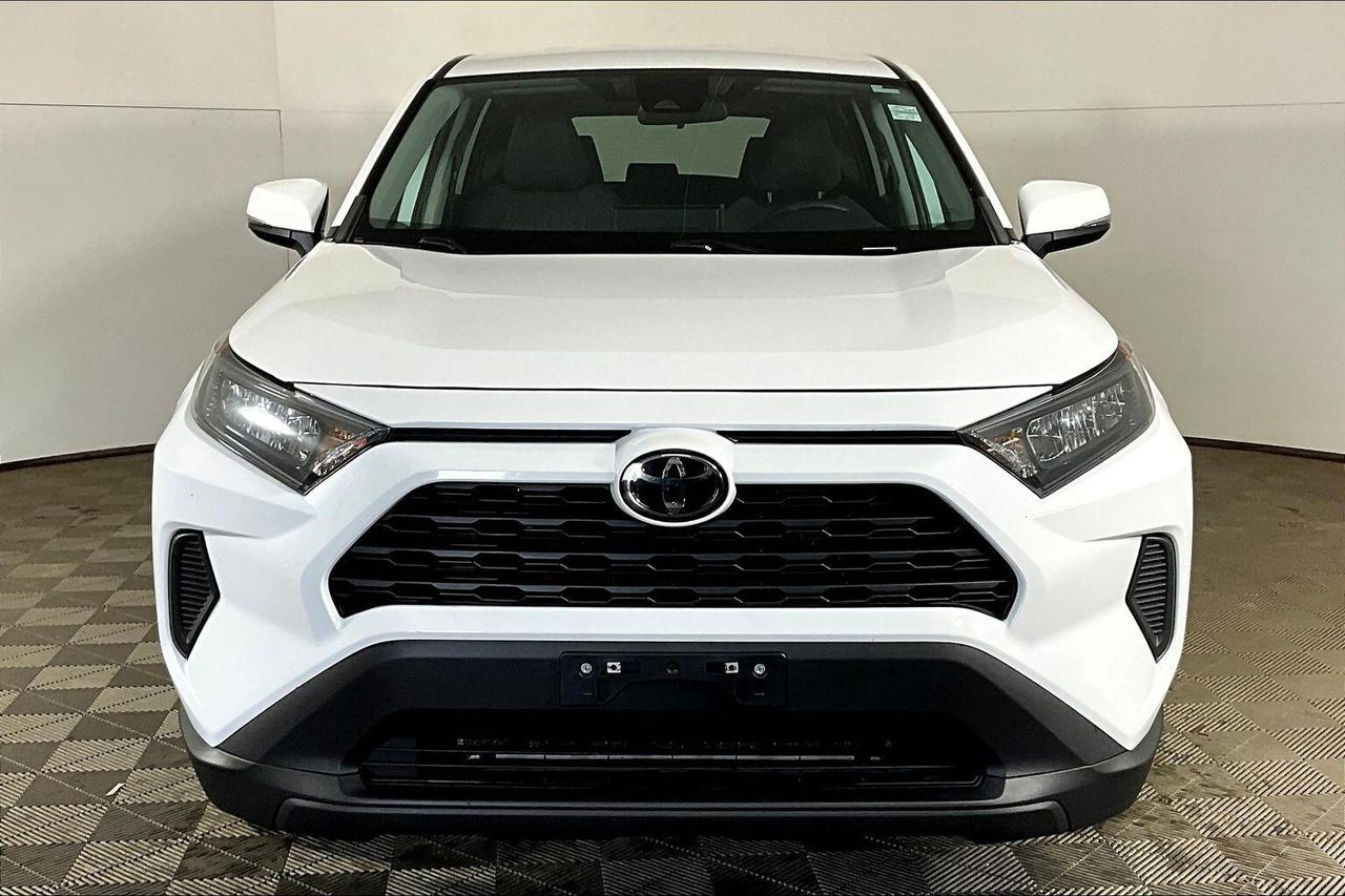 2023 Toyota RAV4 LE AWD Photo