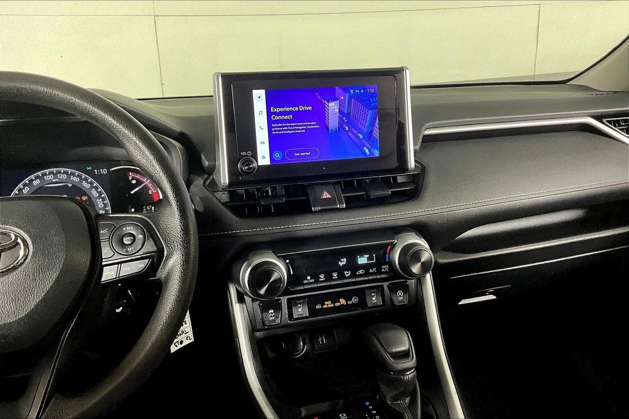 2023 Toyota RAV4 LE AWD Photo