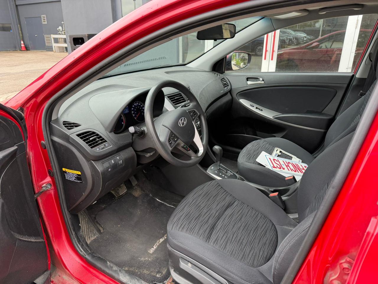 2016 Hyundai Accent SE (A6) 4dr Hatchback Photo