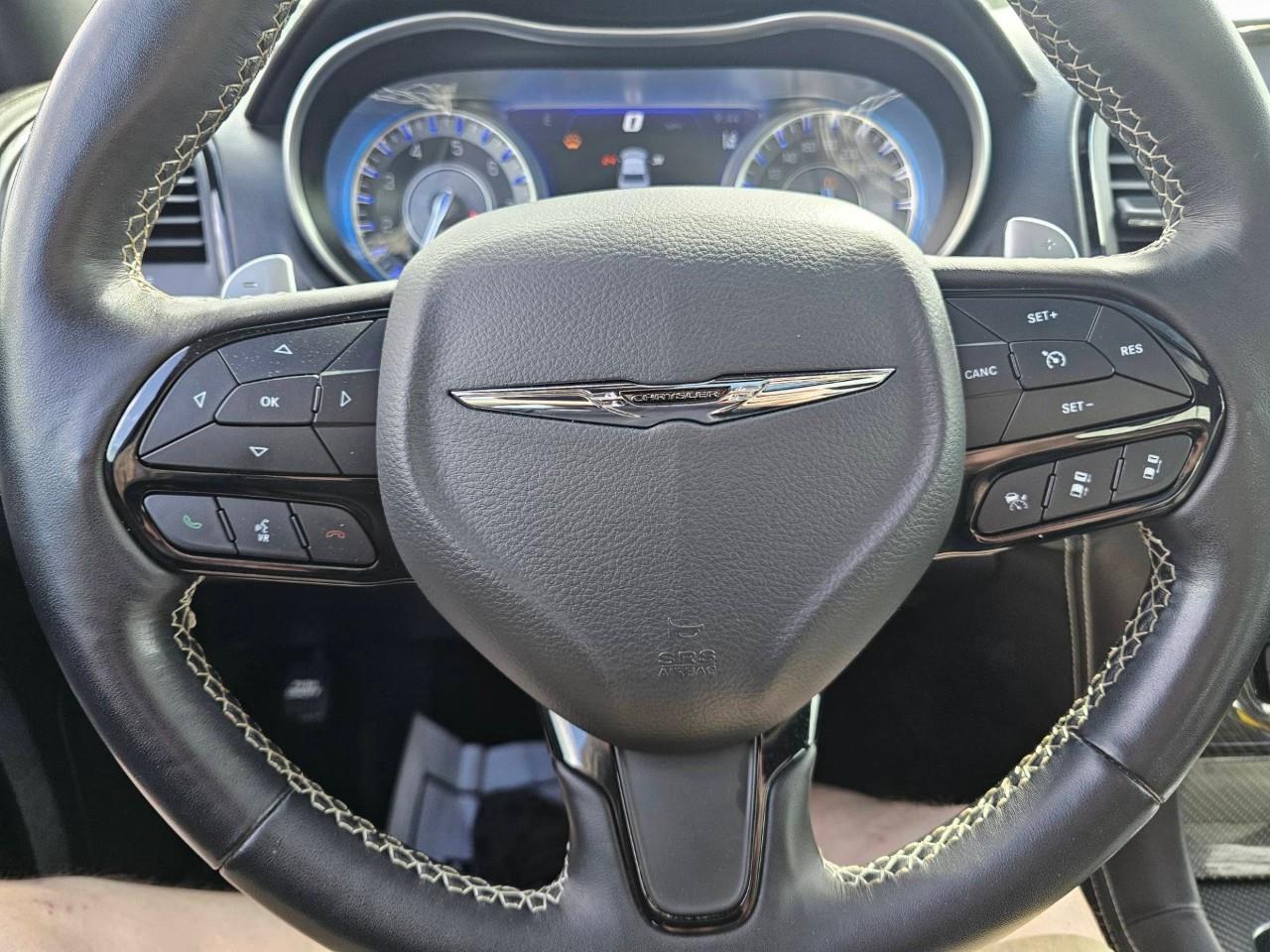 2023 Chrysler 300 C 4dr Rear-Wheel Drive Sedan Photo