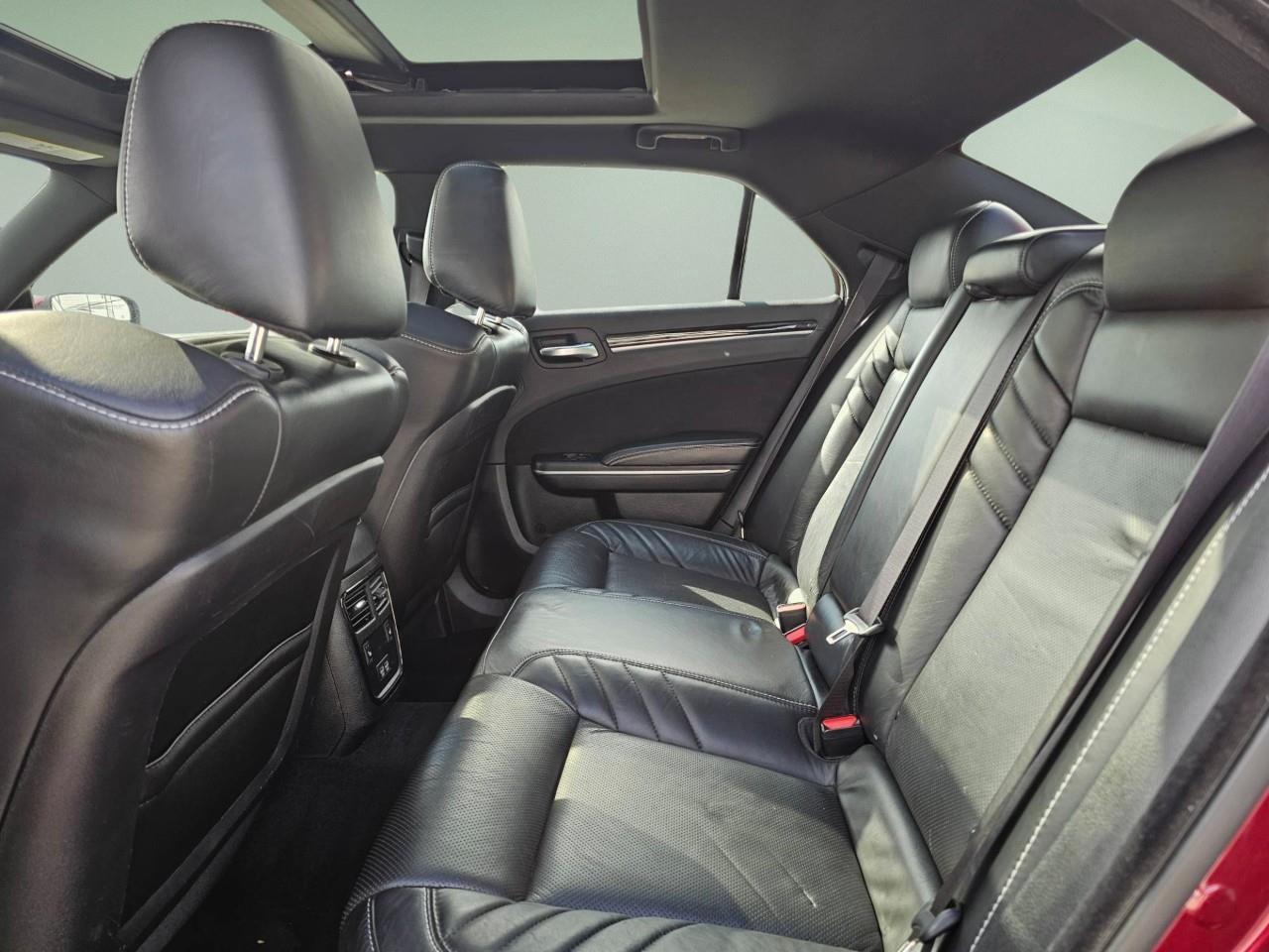 2023 Chrysler 300 C 4dr Rear-Wheel Drive Sedan Photo