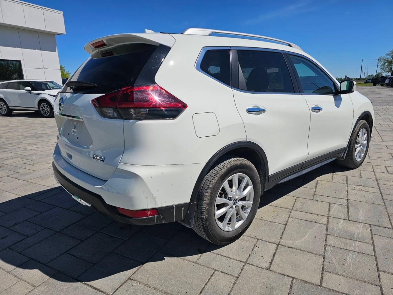 2020 Nissan Rogue S (CVT) 4dr Front-Wheel Drive Photo4