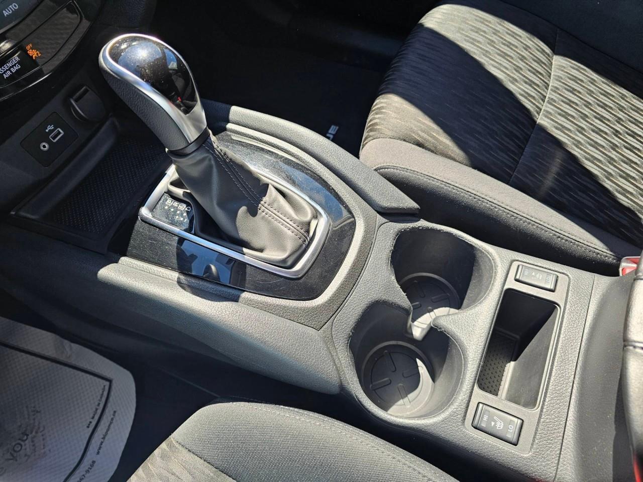 2020 Nissan Rogue S (CVT) 4dr Front-Wheel Drive Photo
