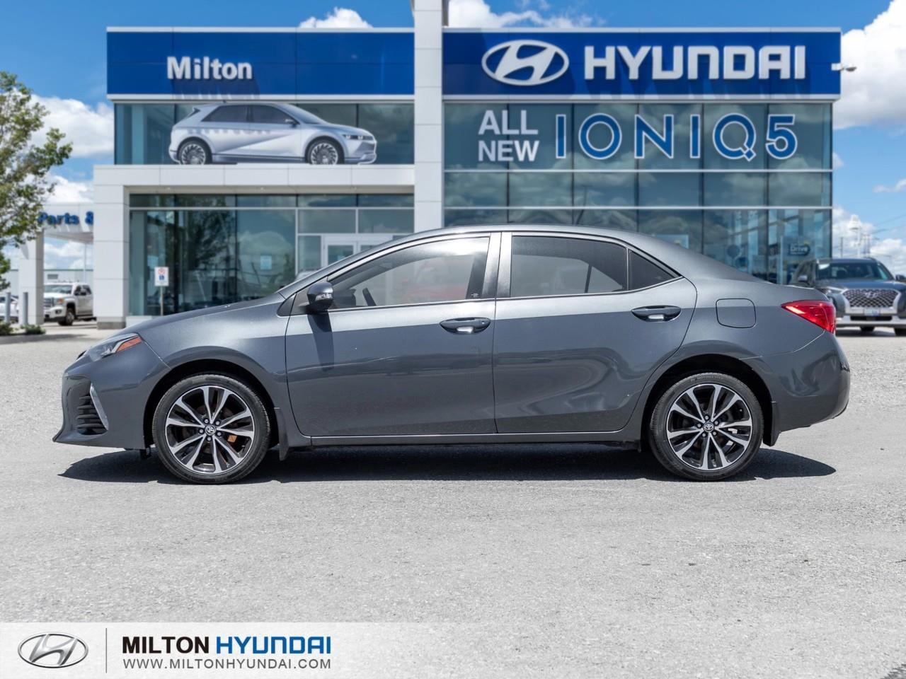 2017 Toyota Corolla SE (CVT) 4dr Sedan Photo2