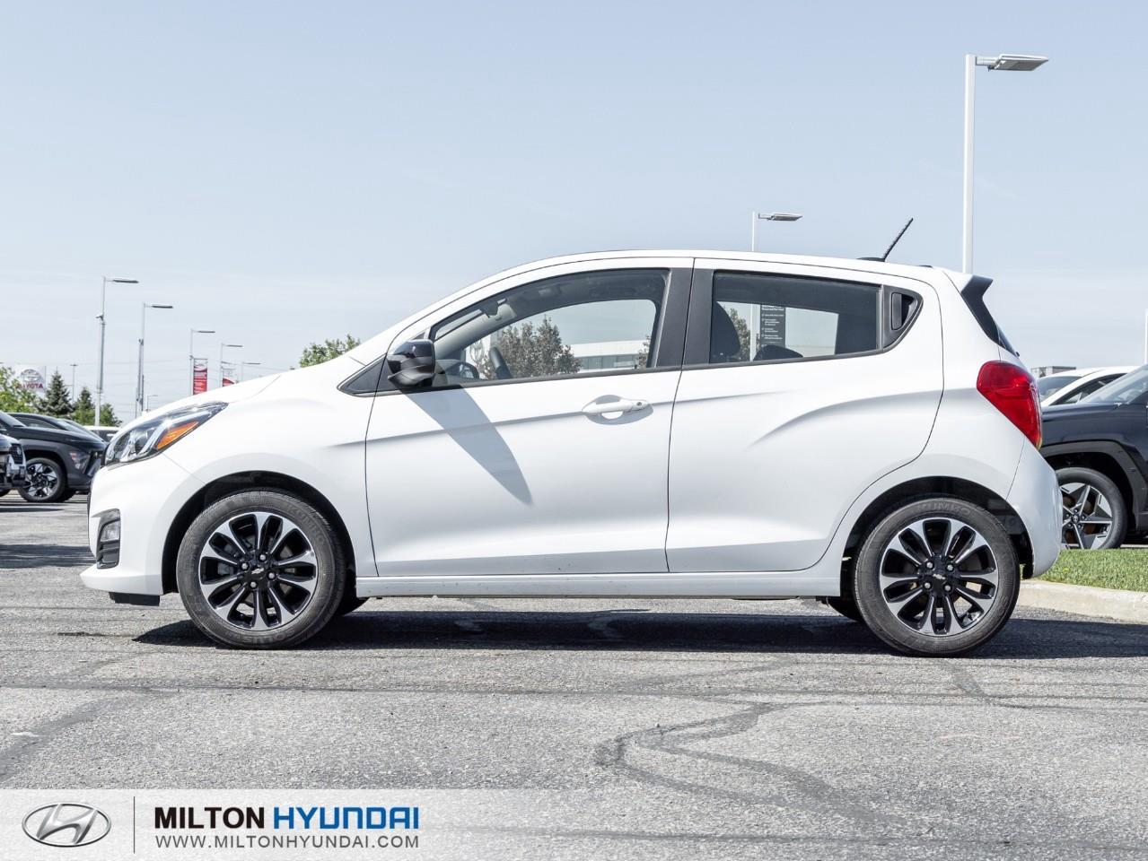 2022 Chevrolet Spark 1LT CVT 4dr Hatchback Photo2
