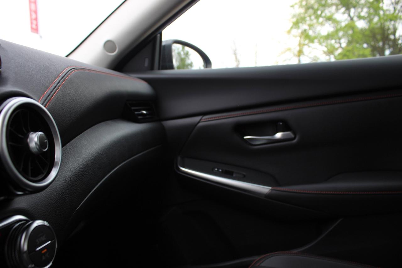 2025 Nissan Sentra SR PREMIUM PKG, LEATHER, NISSAN COMPANY VEHICLE Photo