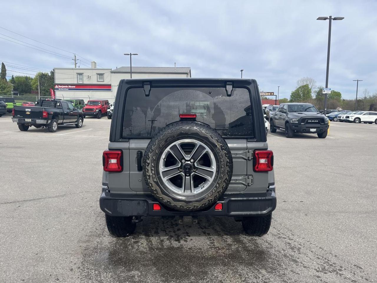 2019 Jeep Wrangler Sahara Photo