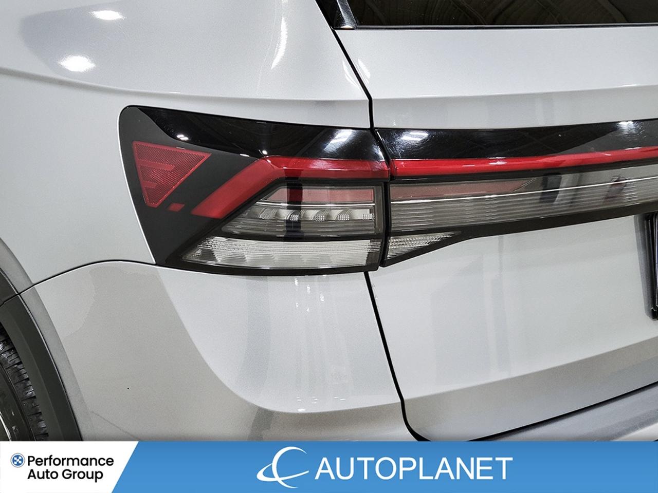 2025 Volkswagen Taos Comfortline AWD, Back Up Cam, Heated Seats! Photo