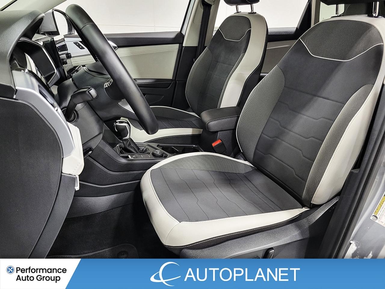 2025 Volkswagen Taos Comfortline AWD, Back Up Cam, Heated Seats! Photo