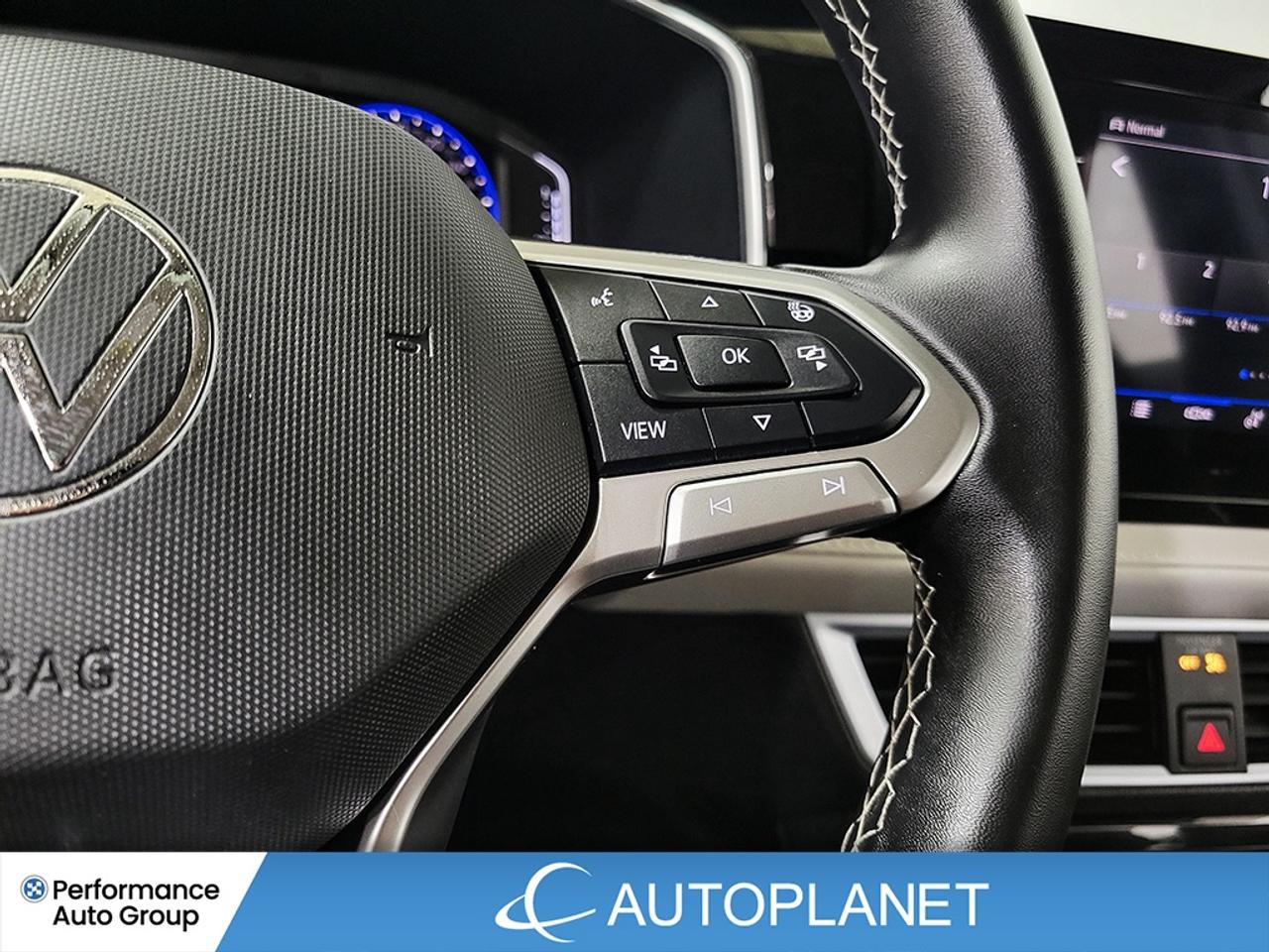2025 Volkswagen Taos Comfortline AWD, Back Up Cam, Heated Seats! Photo