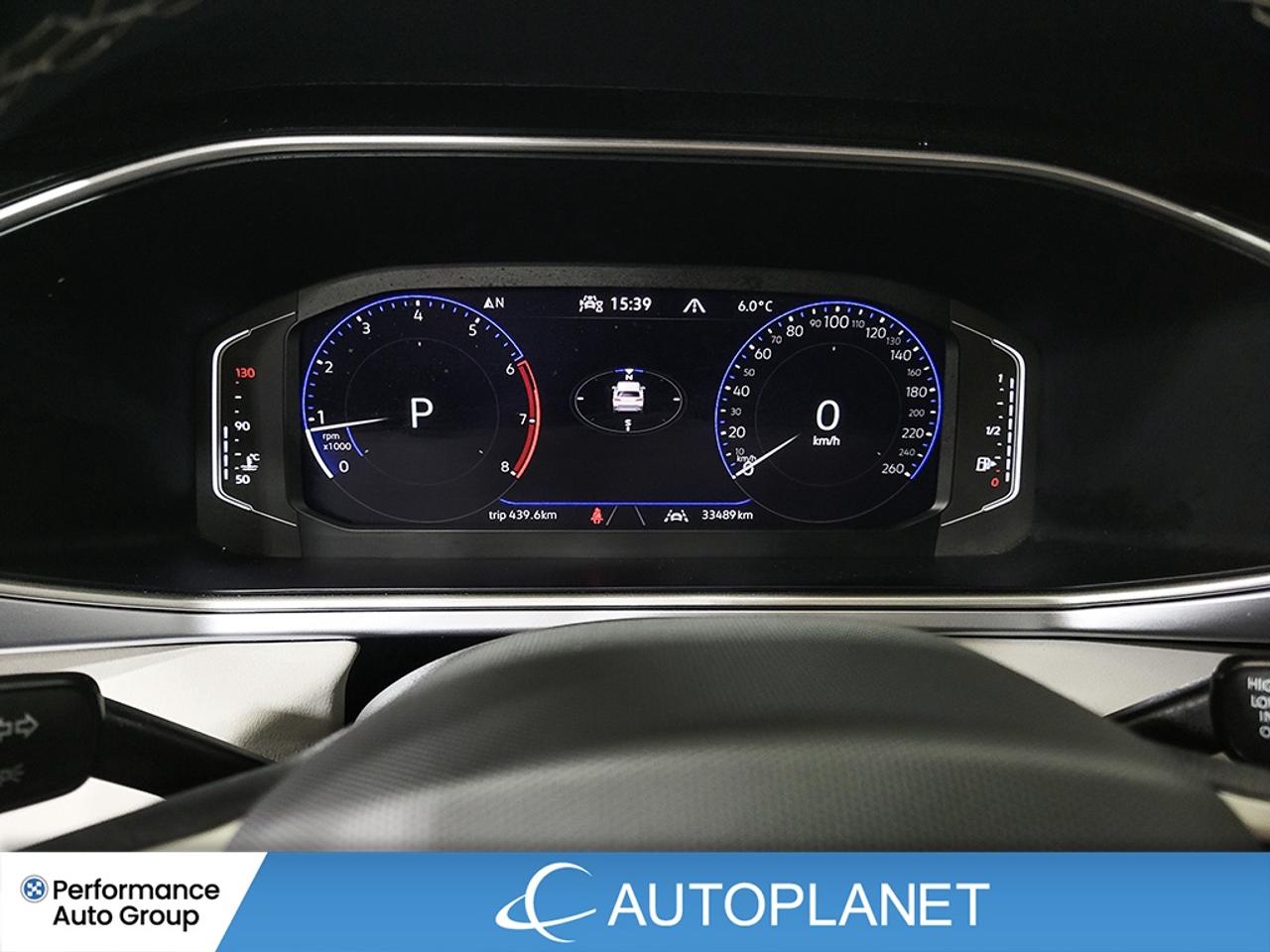 2025 Volkswagen Taos Comfortline AWD, Back Up Cam, Heated Seats! Photo