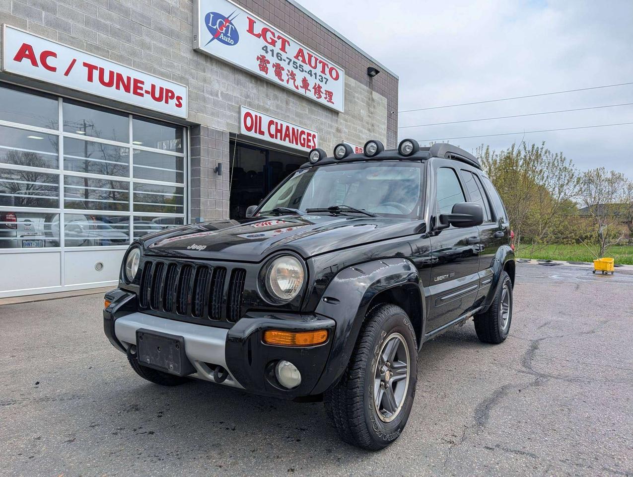 2003 Jeep Liberty Renegade Photo