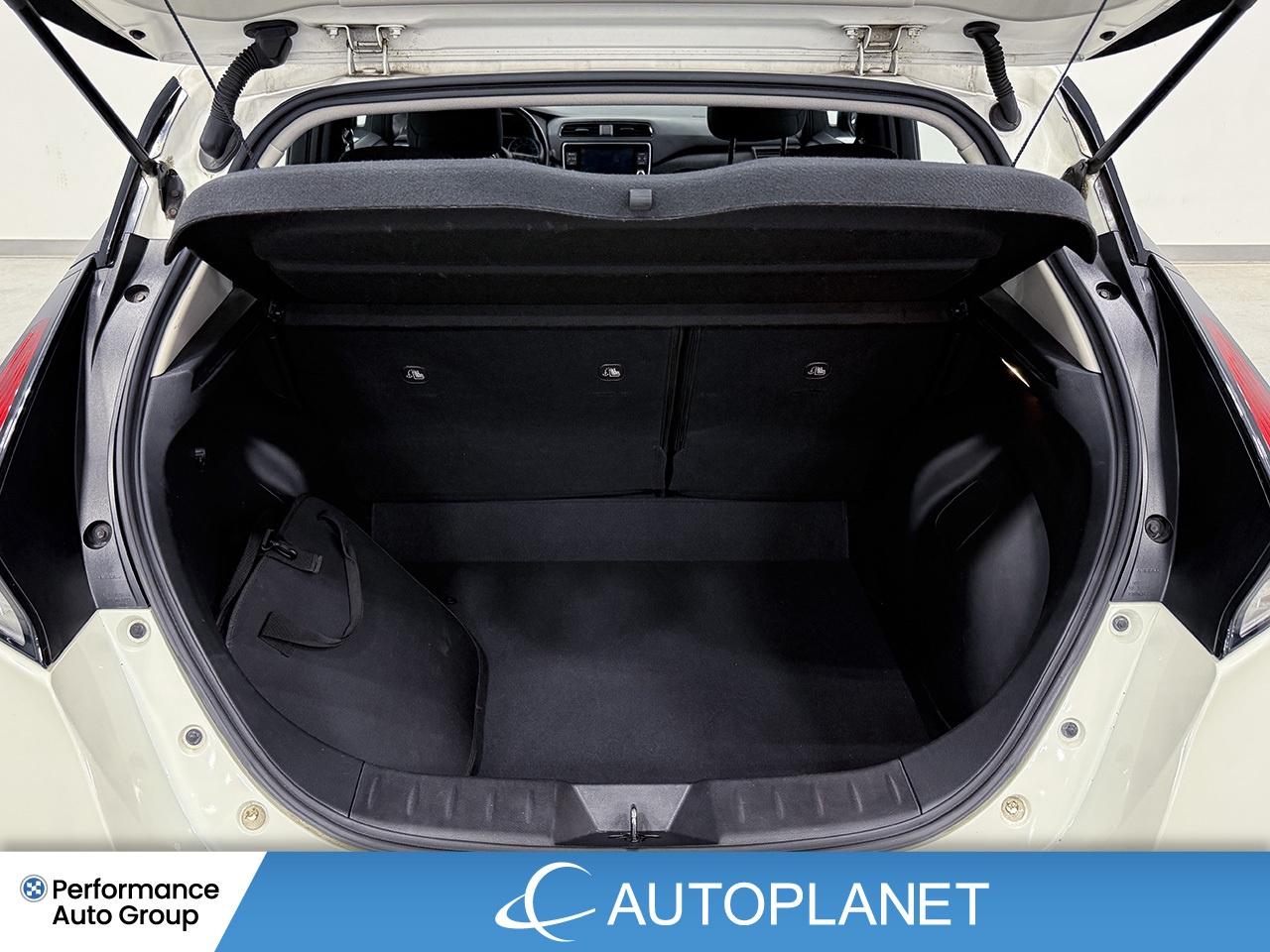2022 Nissan Leaf SV, Electric, Back Up Cam, Navi, Heated Seats! Photo
