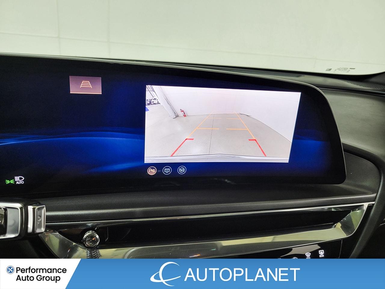 2024 Cadillac LYRIQ Tech, Electric! Photo