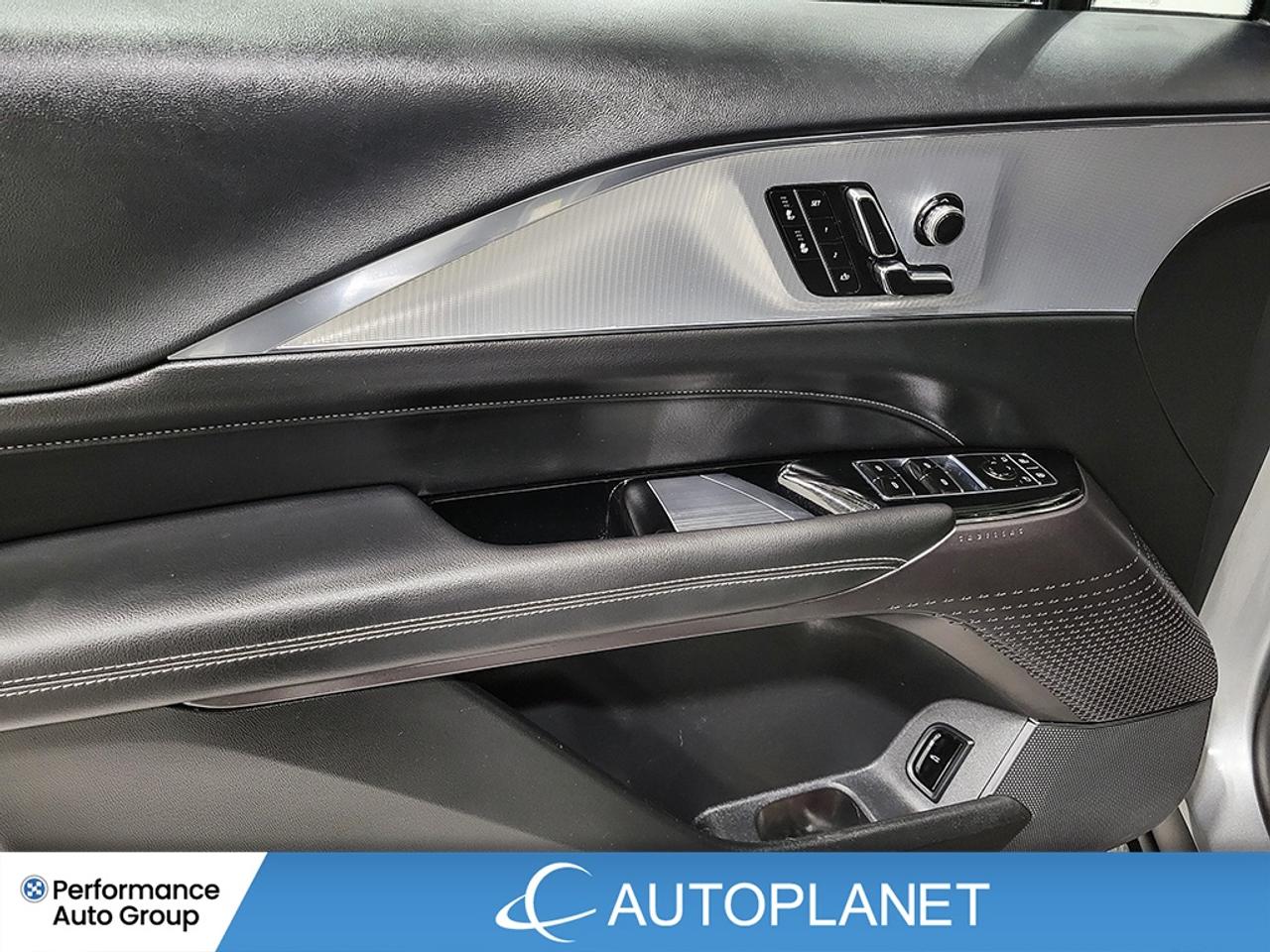2024 Cadillac LYRIQ Tech, Electric! Photo