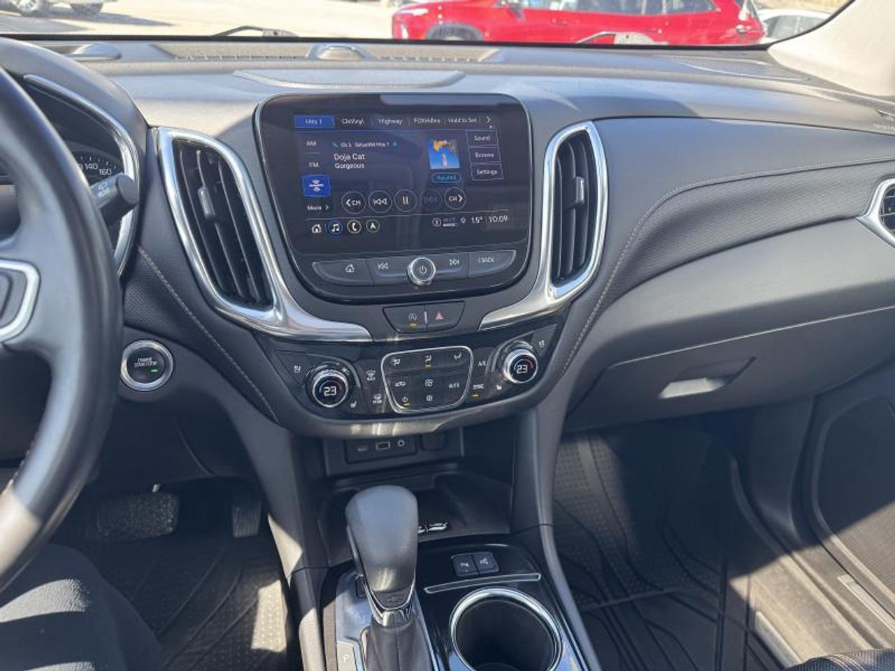 2022 Chevrolet Equinox Premier All-Wheel Drive Photo