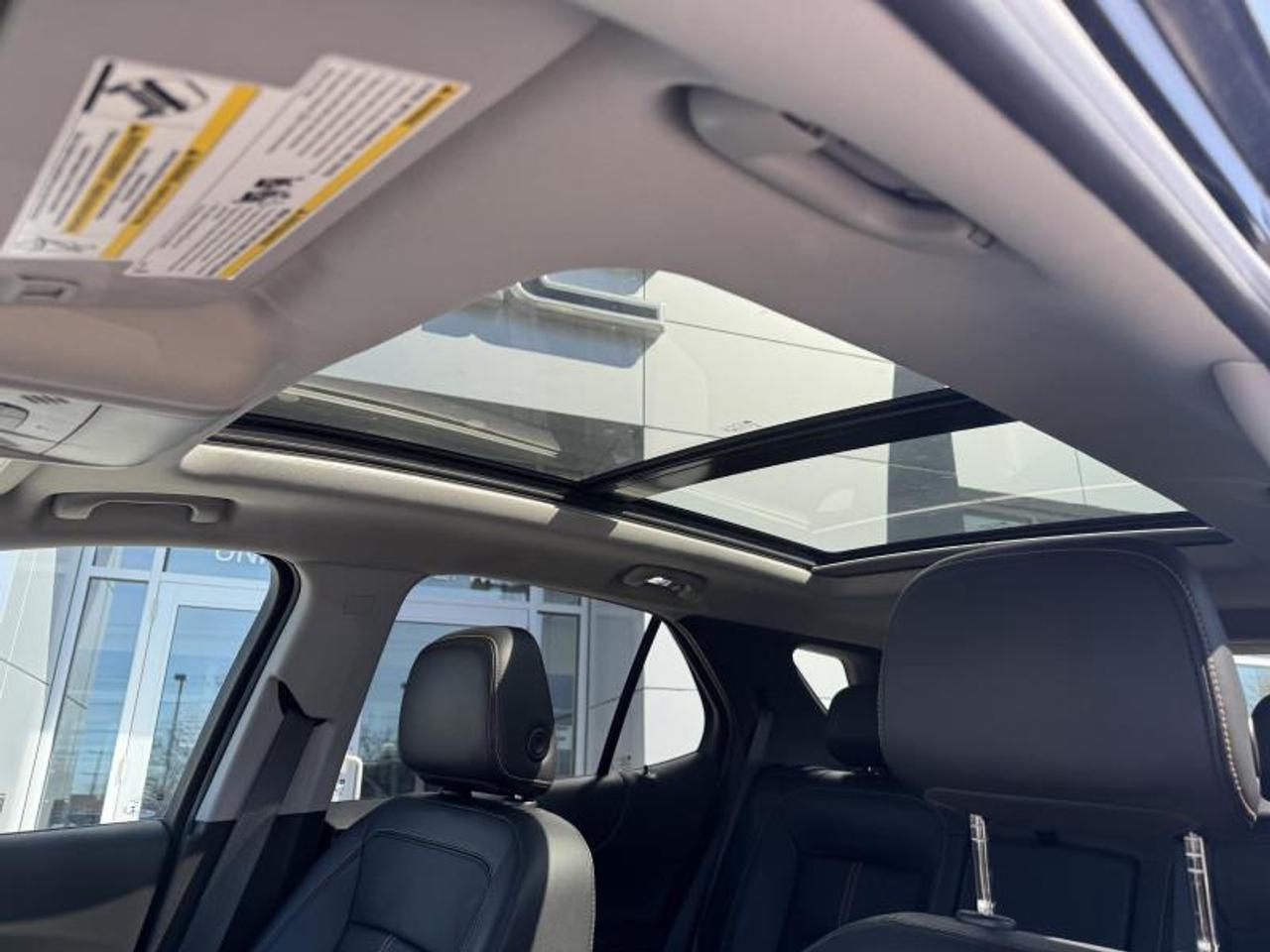 2022 Chevrolet Equinox Premier All-Wheel Drive Photo