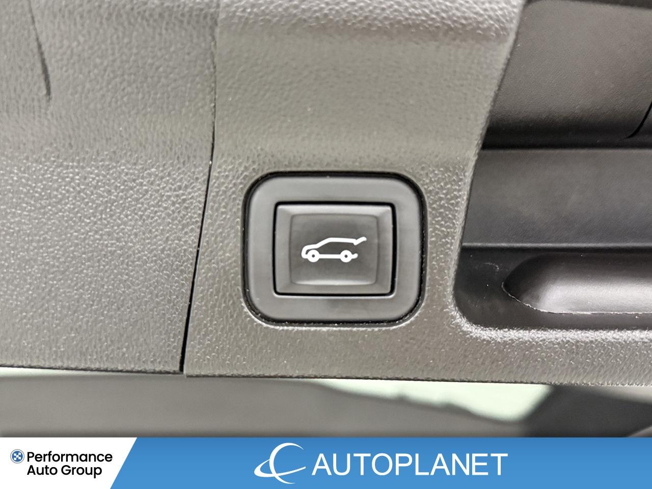 2023 GMC Acadia SLT AWD, 6-Seater, Back Up Cam, Apple CarPlay! Photo