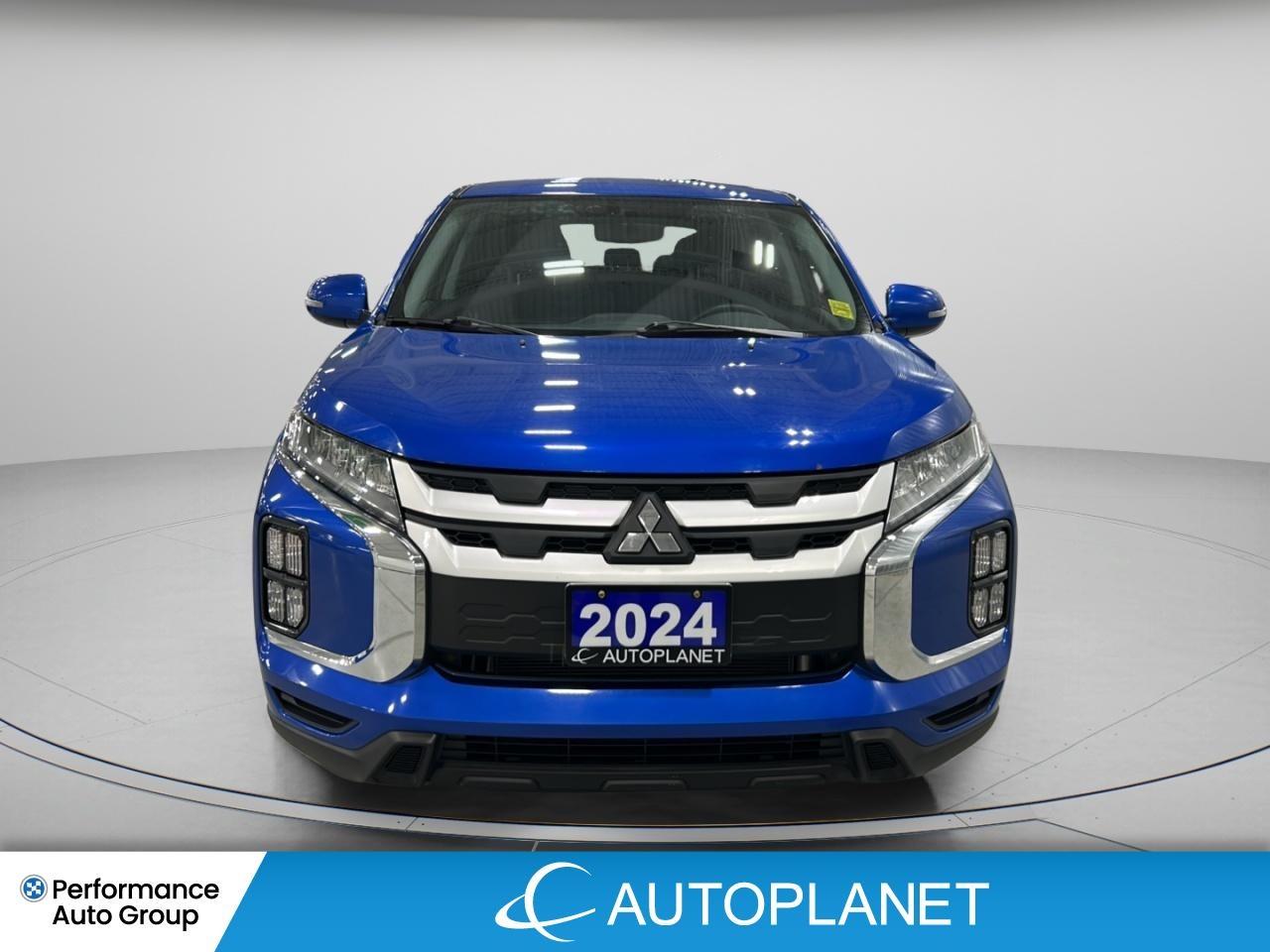 2024 Mitsubishi RVR SE AWD, Back Up Cam, Heated Seats, Apple CarPlay! Photo