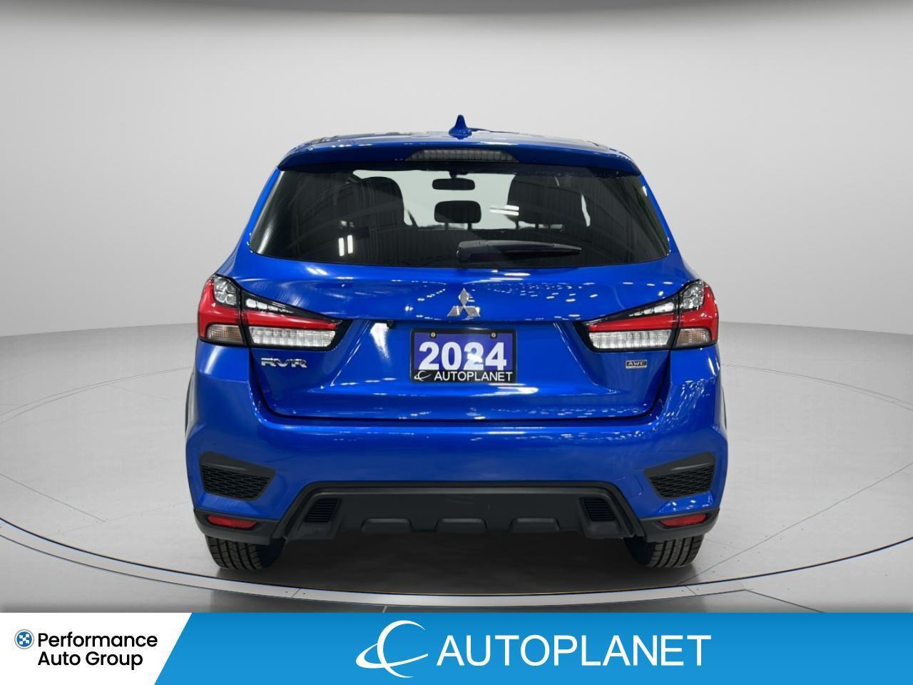 2024 Mitsubishi RVR SE AWD, Back Up Cam, Heated Seats, Apple CarPlay! Photo