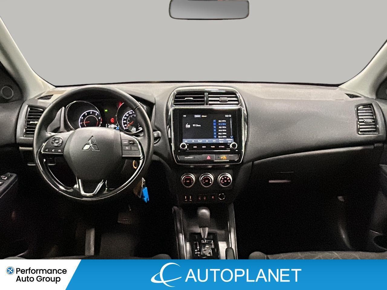 2024 Mitsubishi RVR SE AWD, Back Up Cam, Heated Seats, Apple CarPlay! Photo