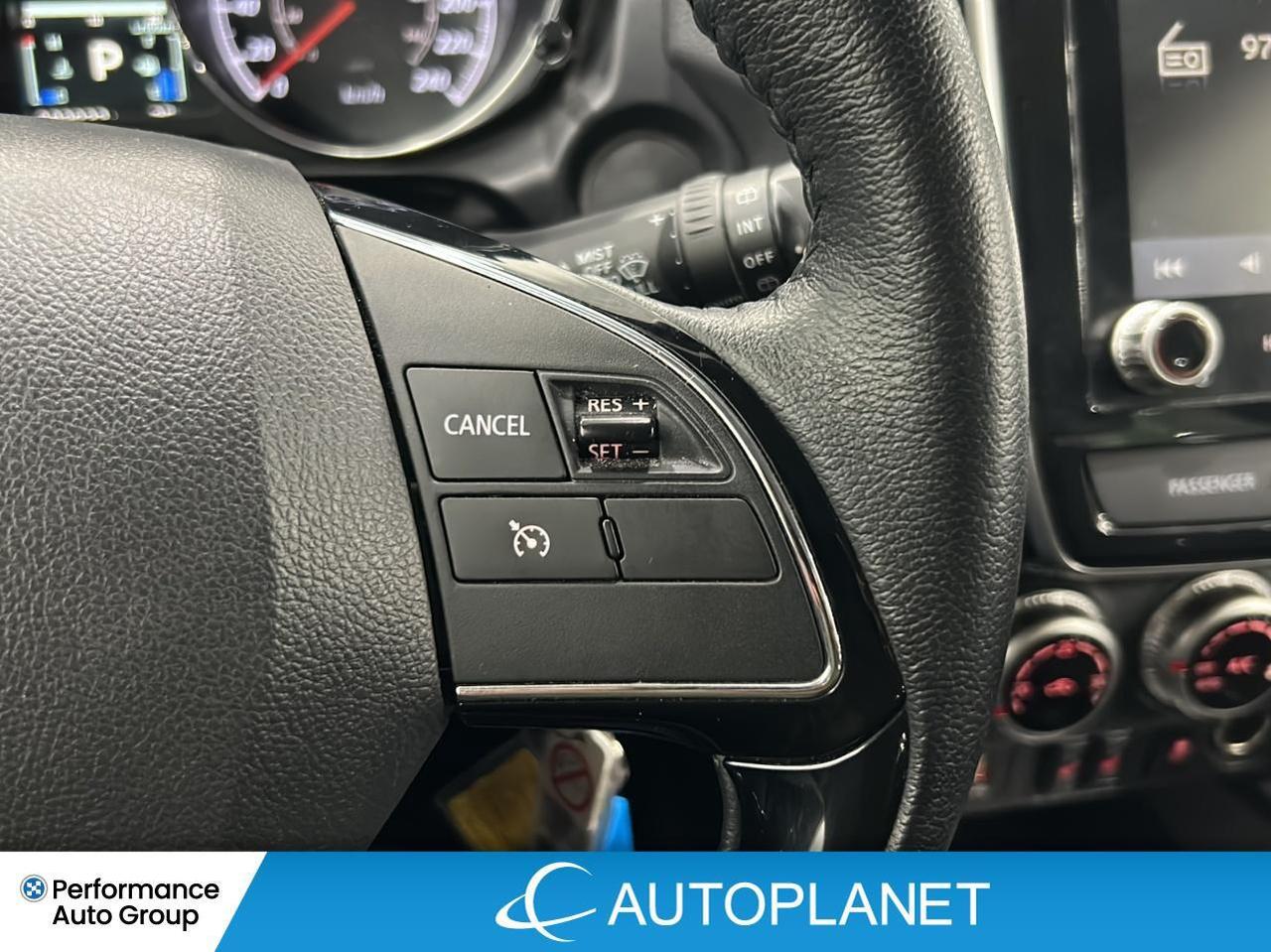 2024 Mitsubishi RVR SE AWD, Back Up Cam, Heated Seats, Apple CarPlay! Photo