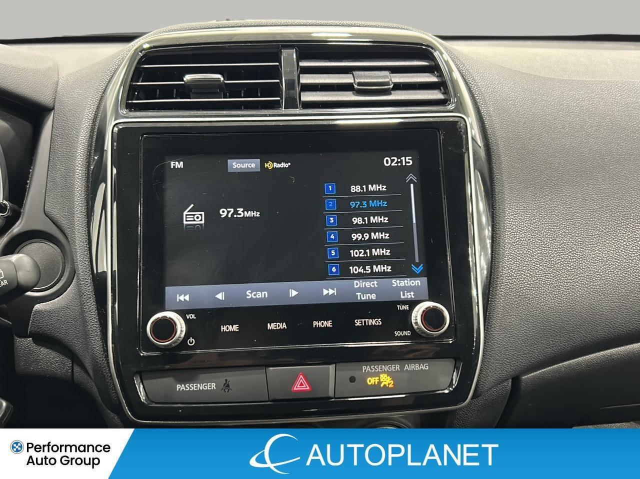 2024 Mitsubishi RVR SE AWD, Back Up Cam, Heated Seats, Apple CarPlay! Photo