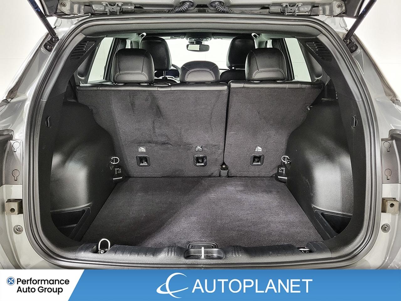 2024 Jeep Compass Limited 4x4, Back Up Cam, Heated Seats, Bluetooth! Photo