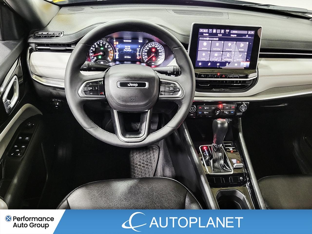 2024 Jeep Compass Limited 4x4, Back Up Cam, Heated Seats, Bluetooth! Photo