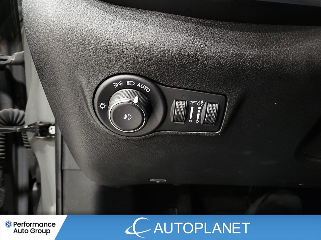 2024 Jeep Compass Limited 4x4, Back Up Cam, Heated Seats, Bluetooth! Photo