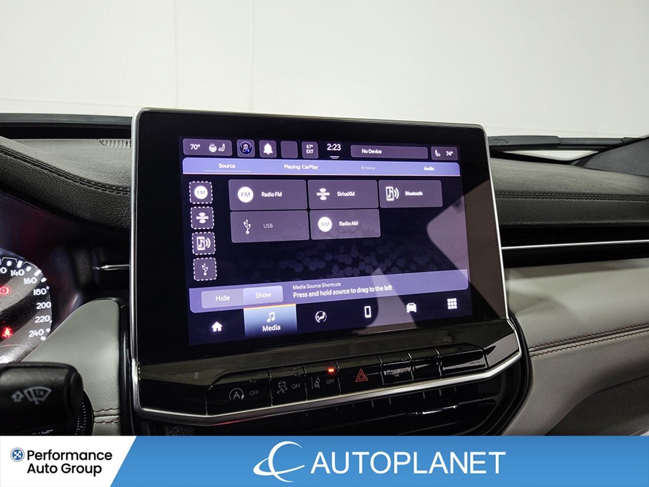 2024 Jeep Compass Limited 4x4, Back Up Cam, Heated Seats, Bluetooth! Photo