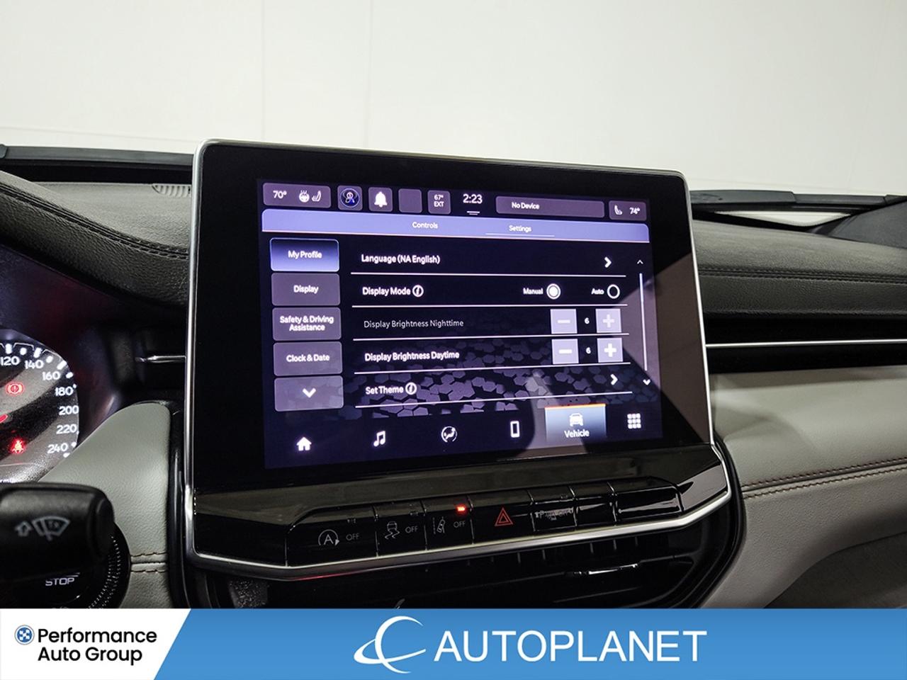 2024 Jeep Compass Limited 4x4, Back Up Cam, Heated Seats, Bluetooth! Photo