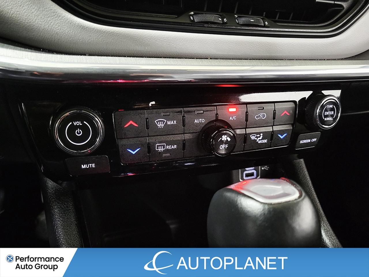 2024 Jeep Compass Limited 4x4, Back Up Cam, Heated Seats, Bluetooth! Photo