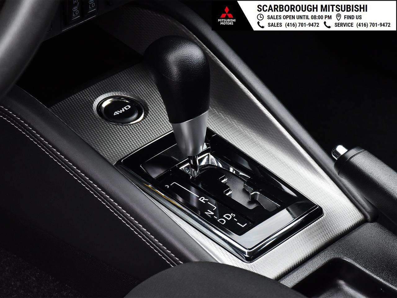 2021 Mitsubishi RVR ES   4WD   Apple Carplay  Rear camera Photo