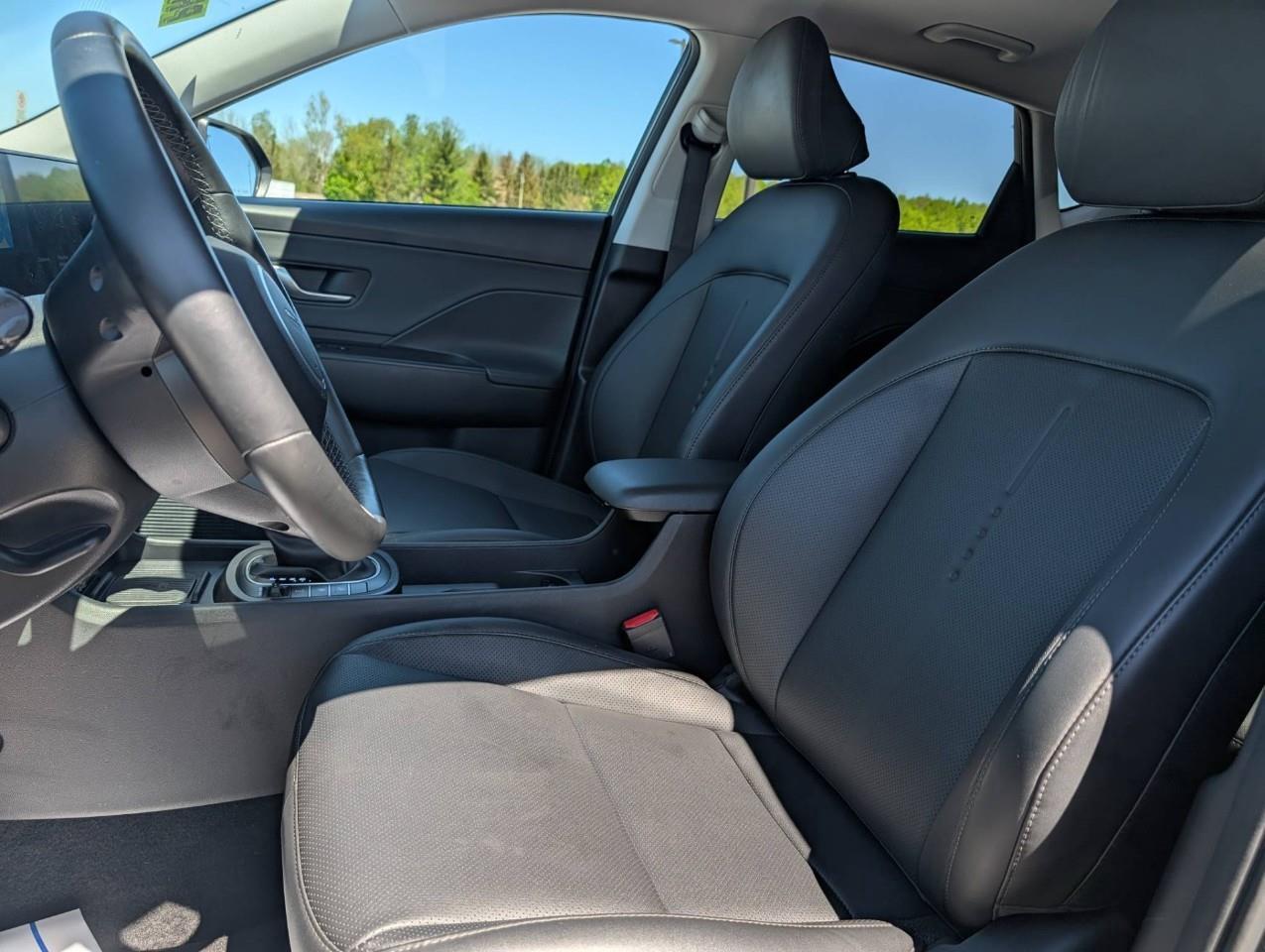 2025 Hyundai KONA 2.0L Preferred w/Trend Package NO ACCIDENTS Photo