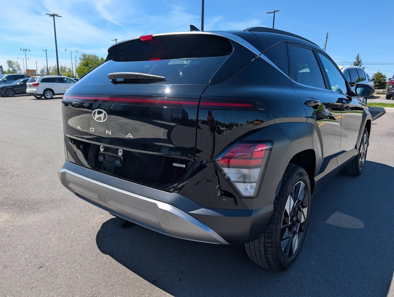 2025 Hyundai KONA 2.0L Preferred w/Trend Package NO ACCIDENTS Photo