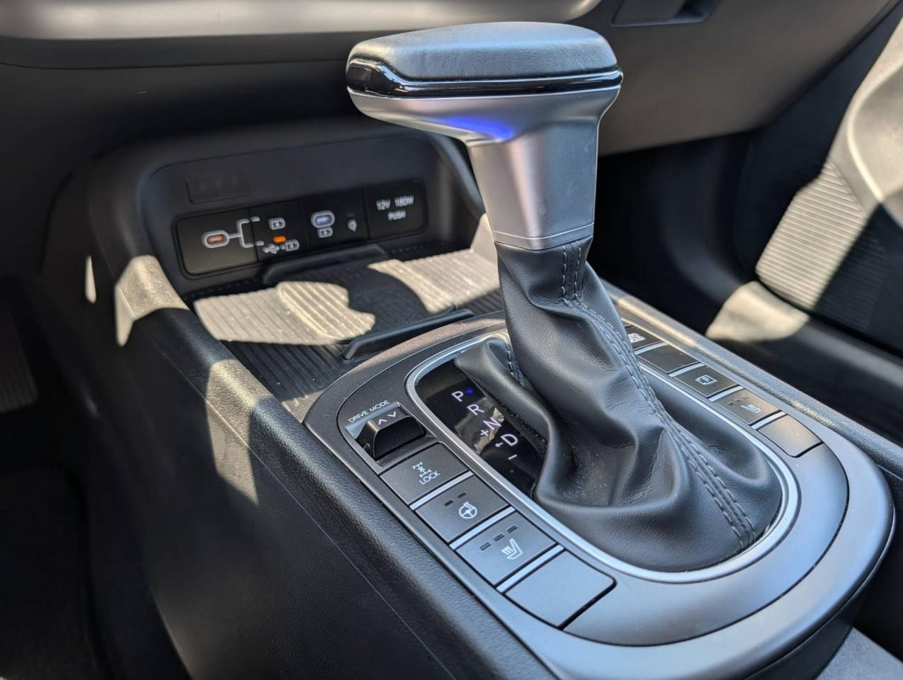 2025 Hyundai KONA 2.0L Preferred w/Trend Package NO ACCIDENTS Photo