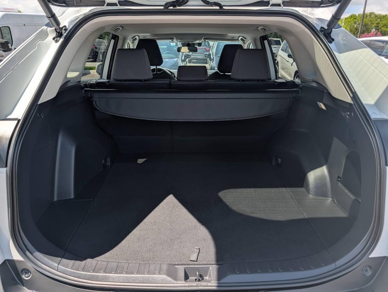 2025 Toyota RAV4 XLE No Accidents Photo
