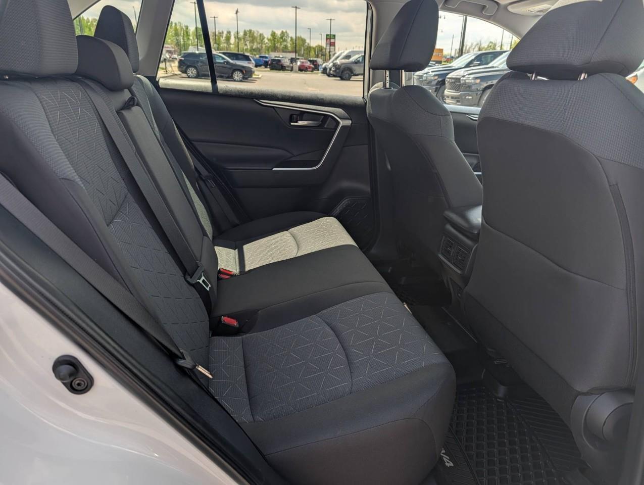 2025 Toyota RAV4 XLE No Accidents Photo
