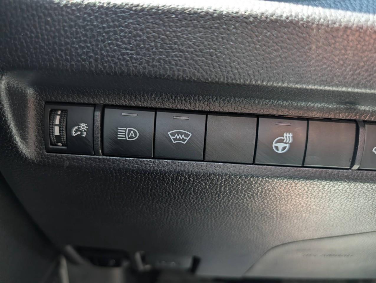 2025 Toyota RAV4 XLE No Accidents Photo