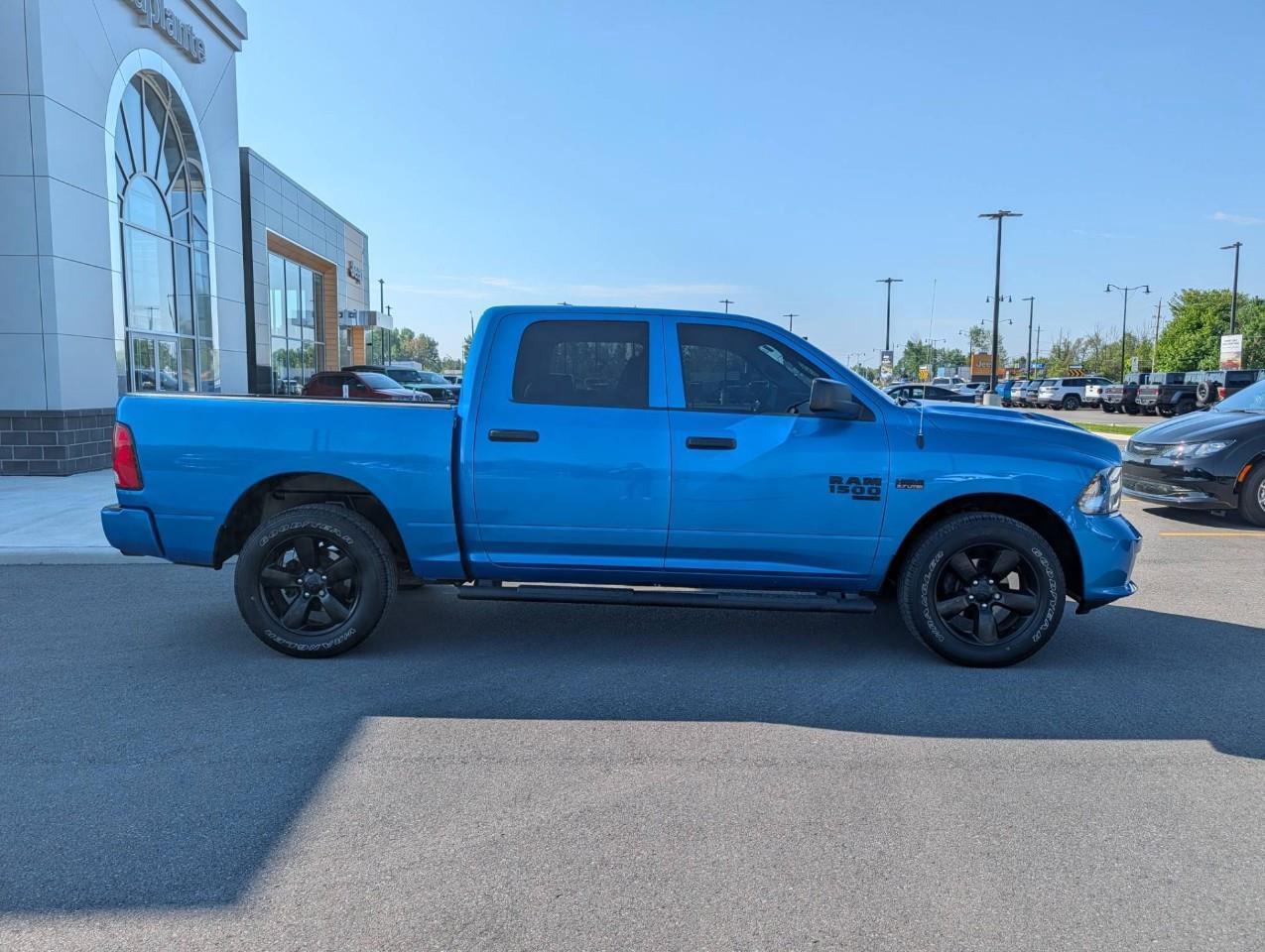 2022 RAM 1500 Classic Tradesman NO ACCIDENTS Photo