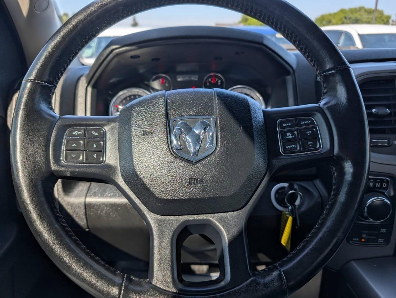 2022 RAM 1500 Classic Tradesman NO ACCIDENTS Photo