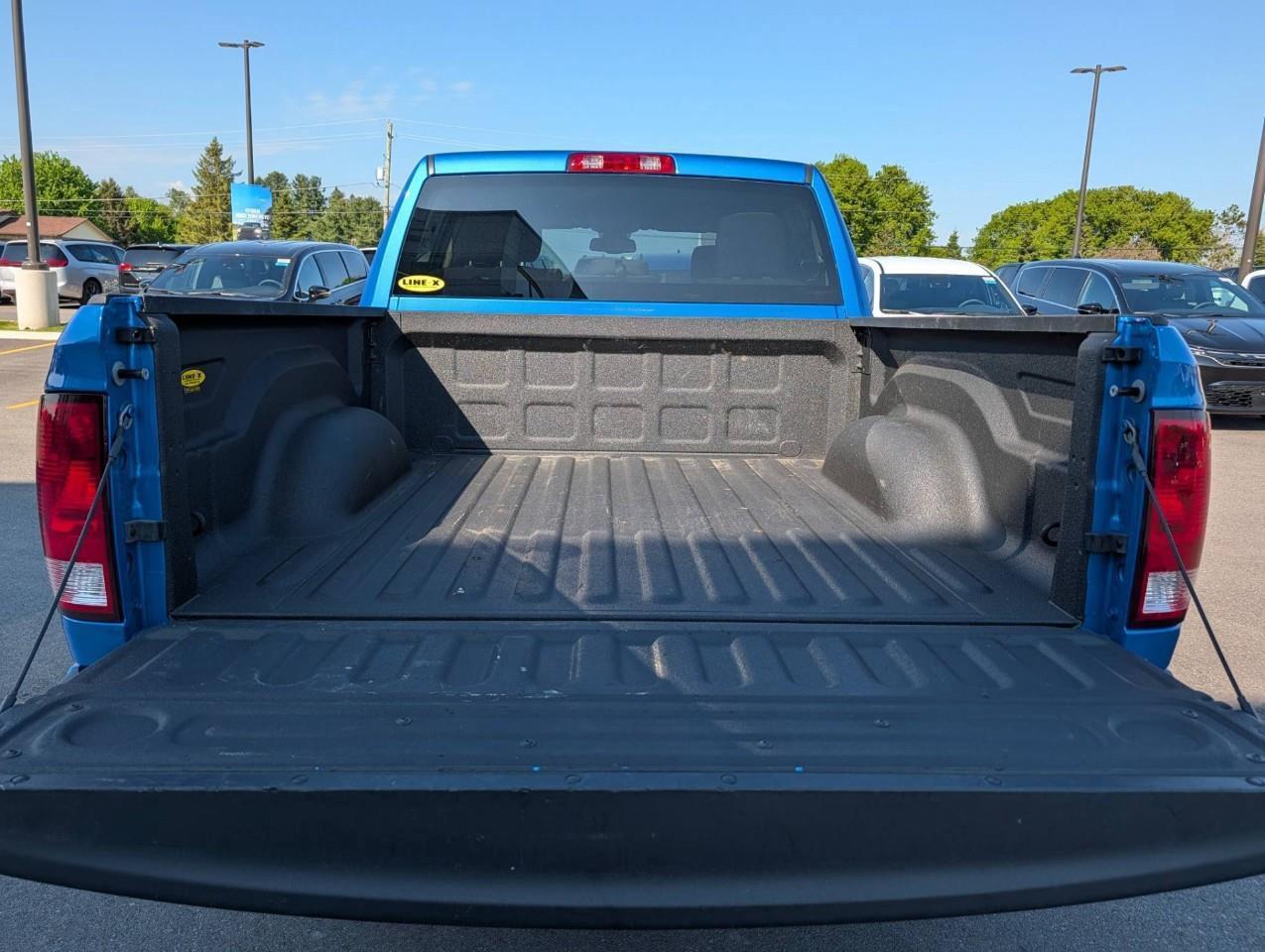2022 RAM 1500 Classic Tradesman NO ACCIDENTS Photo