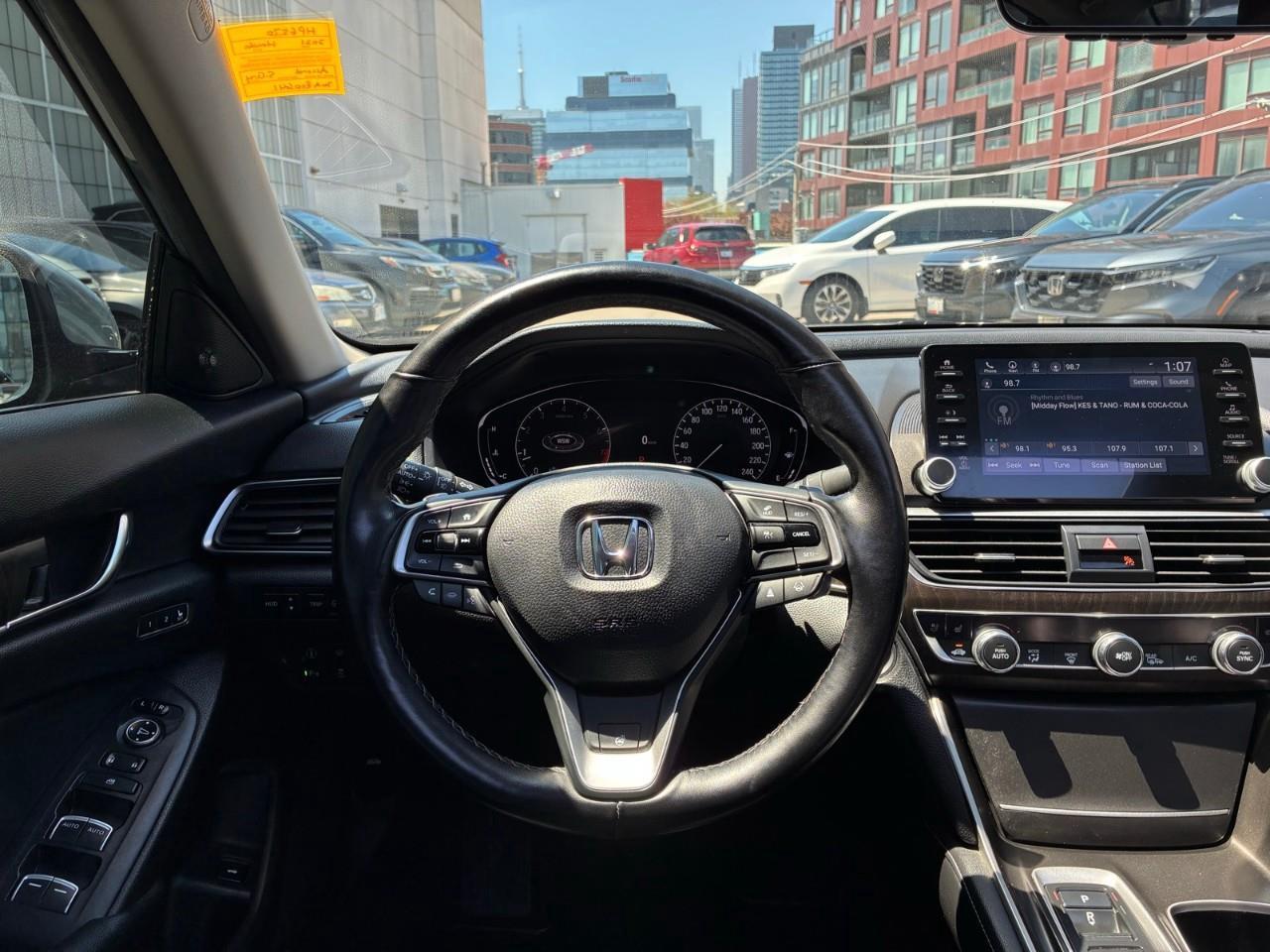 2021 Honda Accord Touring 2.0T 4dr Sedan Photo