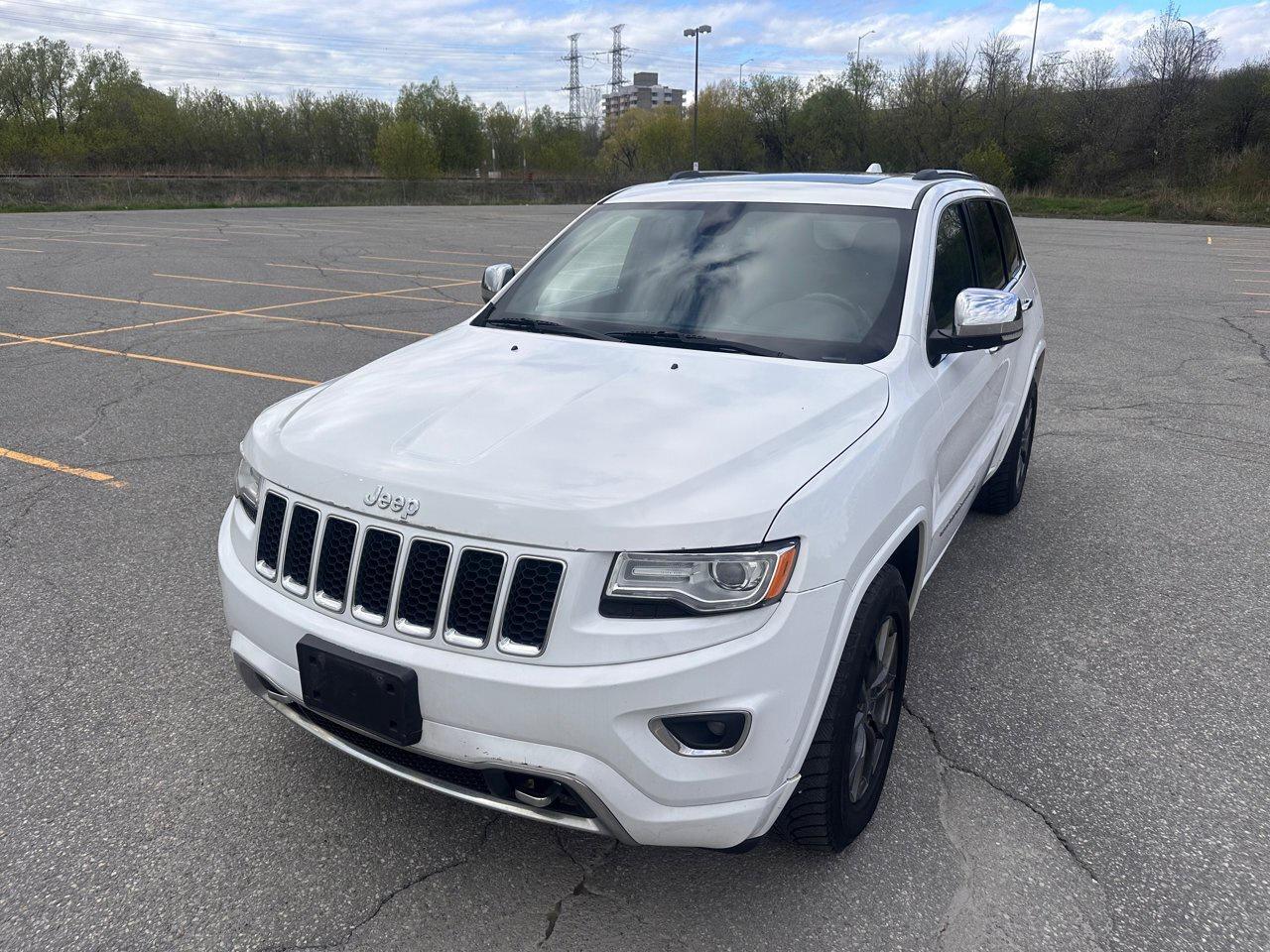 2015 Jeep Grand Cherokee Overland Photo0