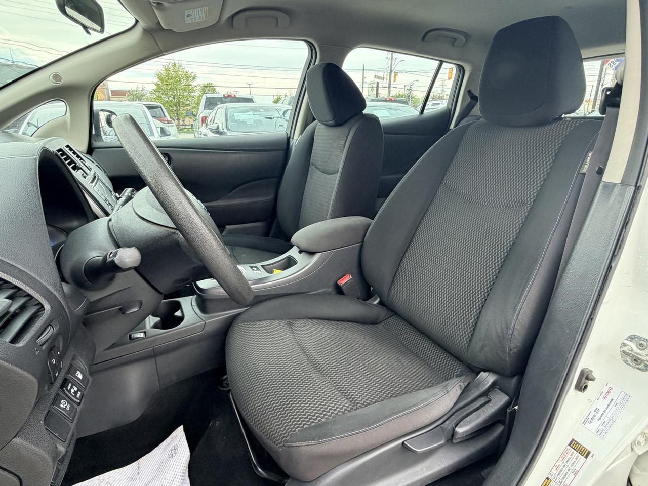 2017 Nissan Leaf S Pearl white   Rev Cam   Htd Seats Photo
