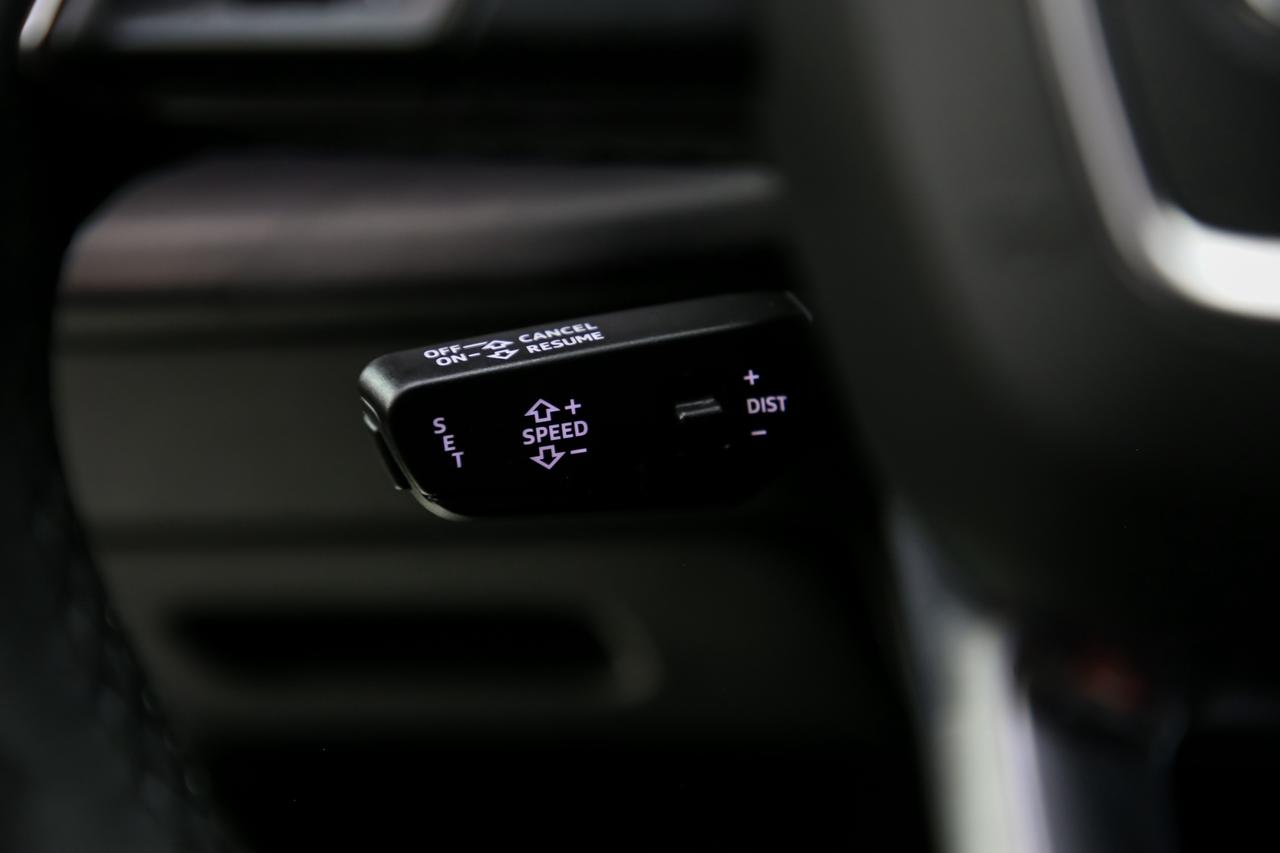 2022 Audi Q8 TECHNIK S-LINE QUATTRO SERV.RECS LOADED ADAPTIVCRZ Photo