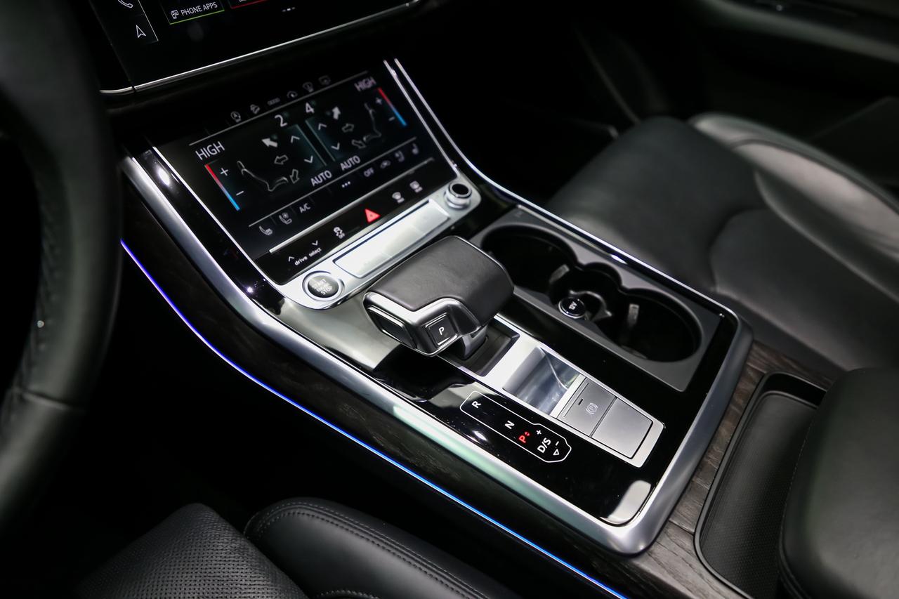 2022 Audi Q8 TECHNIK S-LINE QUATTRO SERV.RECS LOADED ADAPTIVCRZ Photo