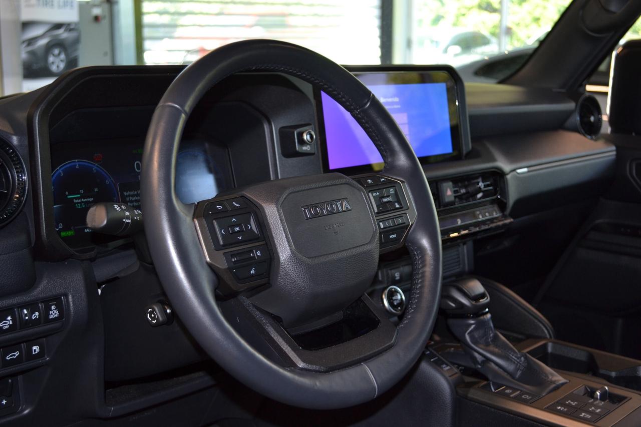 2024 Toyota Land Cruiser  Photo